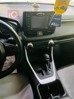 تۆیۆتا ڕاڤ 4